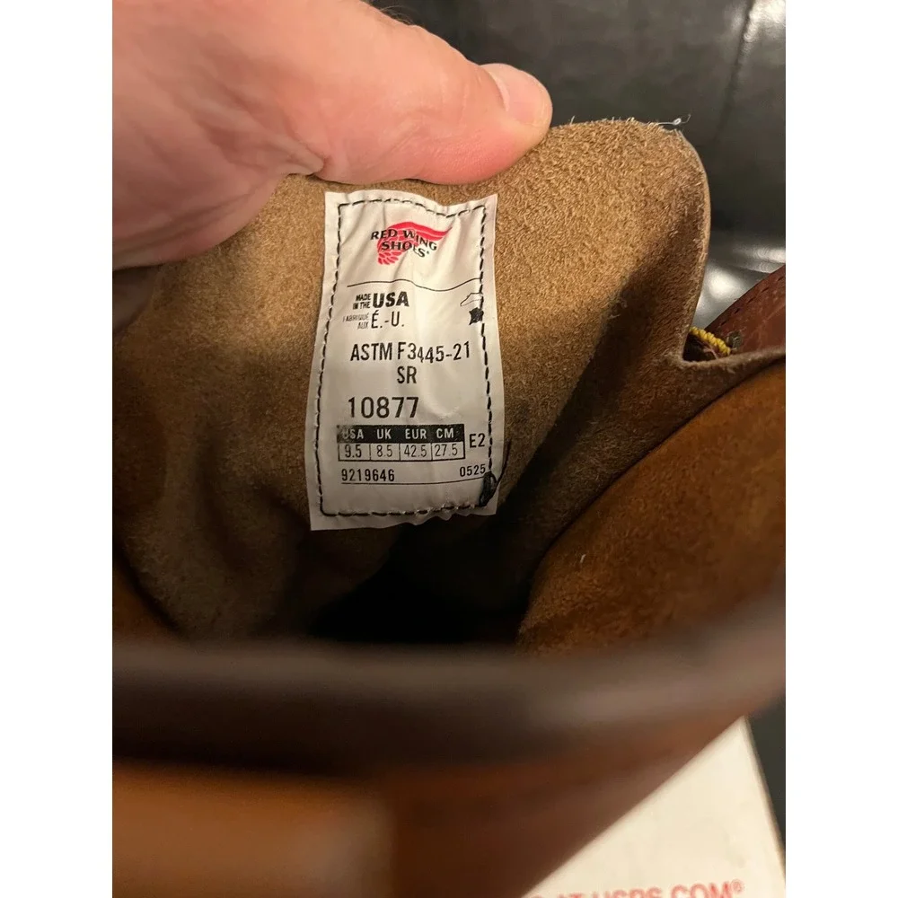 Red Wing 10877 Heritage 8 Inch Classic Moc Toe